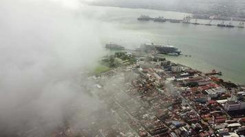 vista aérea manhã nublado video