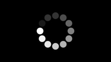 chargement cercle animation sur noir transparent Contexte avec alpha canaliser, élément animation pour la toile interface ou application interface et plus, recherche, mise à jour, et mise en mémoire tampon cercle icône. video