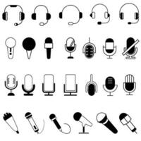 Microphone vector icon set. audio illustration sign collection. broadcast symbol on white background.