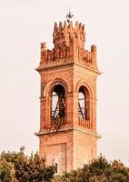 ladrillo Iglesia campanario foto