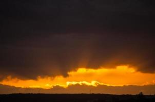 hermoso cielo nublado foto