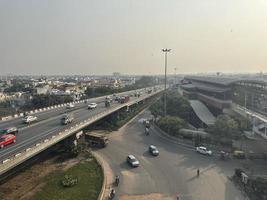 trasvolar carretera, populer autopista carretera, delhi India. foto