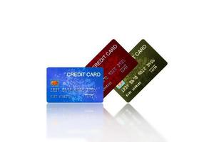 tarjetas de crédito aisladas sobre fondo blanco con concepto de reflexión, negocios y finanzas, ilustración 3d. foto