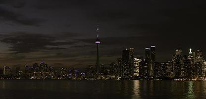 el Toronto orilla en el noche. foto