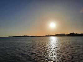 hermosa noche y vistoso puesta de sol a Yeda, cornisa, saudi arabia, foto