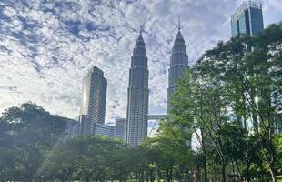 Petronas Twin Towers, buildings and sky photo