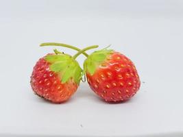 fresas sobre un fondo blanco foto