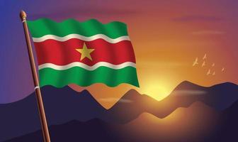 Surinam bandera con montañas y puesta de sol en el antecedentes vector