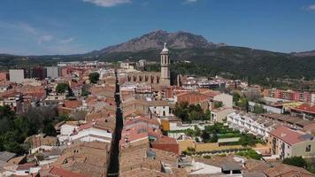 aéreo ver de esparraguera, bajo llobregat, Cataluña video