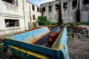 edificio industrial abandonado foto