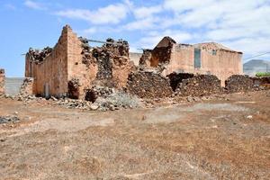 Crumbling abandoned building photo