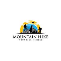 plantilla de vector de logotipo de caminata de montaña