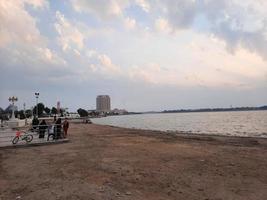 Jeddah, Saudi Arabia, March 2023 - Beautiful evening and colorful sunset at Jeddah, Corniche, Saudi Arabia. photo