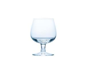 vacío brandy vaso aislado en blanco fondo, foto