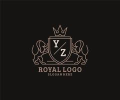 plantilla de logotipo de lujo real de león de letra inicial yz en arte vectorial para restaurante, realeza, boutique, cafetería, hotel, heráldica, joyería, moda y otras ilustraciones vectoriales. vector