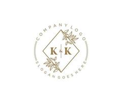 inicial kk letras hermosa floral femenino editable prefabricado monoline logo adecuado para spa salón piel pelo belleza boutique y cosmético compañía. vector
