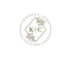 inicial kc letras hermosa floral femenino editable prefabricado monoline logo adecuado para spa salón piel pelo belleza boutique y cosmético compañía. vector