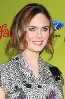 Emily Deschanel arriving at the FOXFall EcoCasino Party at BOA Steakhouse  in West Los Angeles CA on September 14 20092009 photo