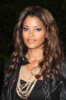 claudia jordan llegando a el 2009 zorro realidad canal De Verdad premioslos música caja a fonda teatrolos angeles caoctubre 13 20092009 foto