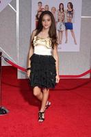 los angeles sep 22 Madison pettis llega a el usted de nuevo mundo estreno a el Capitán teatro en septiembre 22 2010 en los angeles California foto