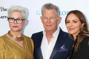 LOS ANGELES, MAY 1 - Amy S Foster, David Foster, Katharine McPhee at the George Lopez Foundation s 15th Annual Celebrity Golf Tournament, Pre-Party at Baltaire Restaurant on May 1, 2022 in Brentwood, CA photo