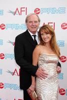 James melocotón y Jane seymour llegando a el afi vida logro premios honrando Miguel Douglas a sony estudios, en paloma silvestre ciudad, ca en junio 11, 2009 el espectáculo aires en televisión tierra en julio 19, 2009 a 9 9 - 00:00 et pt foto