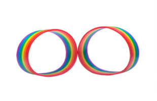 två färgrik regnbåge armband, lgbtq människor symbol i konstig form isolerat med klippning väg i png fil formatera, begrepp av lgbtq handledsband bär till Stöd lgbtq människor