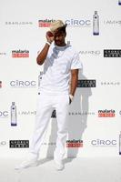 Damien Dante Wayans arriving at the White Party hosted by Sean Diddy Combs  Ashton Kutcher in Beverly Hills CA on July 4 2009 2008 photo