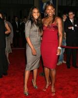 serena williams y hermana2005 americano música premiossantuario auditoriolos angeles noviembre 22 20052005 foto