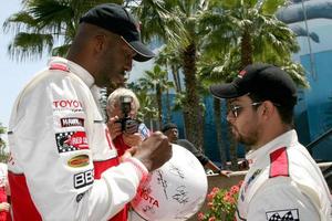 John Salley  Wilmer Valderammaafter the Celebrity race Toyota Long Beach Grand Prix  ProCeleb Race 2008 Long Beach  CAApril 19 20082008 photo