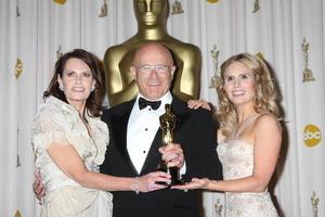 Heath Ledgers Family   Sally Bel motherl Kim Ledger  father   Kate Ledger sister in the 81st Academy Awards Press Room at the Kodak Theater in Los Angeles CA  onFebruary 22 20092009 photo