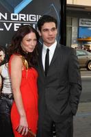 Lynn Collins  husband Steven Strait  arriving at the XMen Origins  Wolverine screening at Graumans Chinese Theater in Los Angeles CA on April 28 20092009 photo