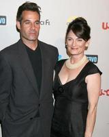 adrian pasdar cristina Rosa llegando a el nbc tca fiesta a el beverly Hilton hotel en beverly colinas California en julio 20 20082008 foto