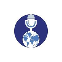 diseño de logotipo de podcast global. Ilustración de vector de plantilla de logotipo de empresa de entretenimiento de difusión.