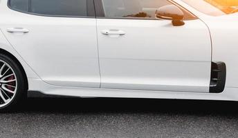Side rear-view mirror and door photo