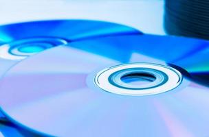 primer plano discos compactos cd dvd foto