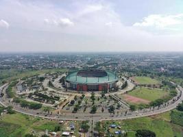 aéreo ver de estadio en un soleado día foto