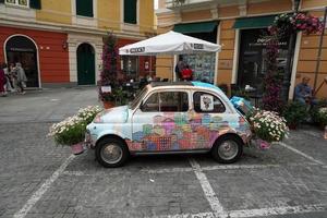 génova, italia - 5 de mayo de 2018 - euroflora regresa a génova en el escenario único de los parques nervi foto