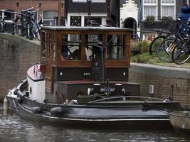 Amsterdam antiguo casas ver desde canales foto