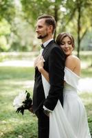 the first meeting of the bride and groom photo