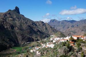 pueblo de tejeda en el centrar de el isla de gran canarias foto