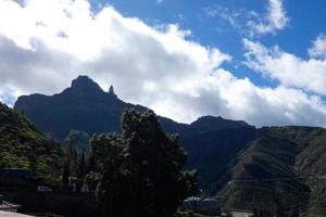 pueblo de tejeda en el centrar de el isla de gran canarias foto