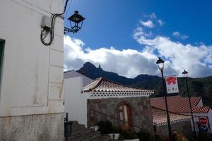 montañoso centrar de el isla de gran canaria en el atlántico Oceano foto