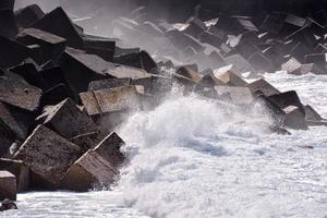 Huge sea waves photo