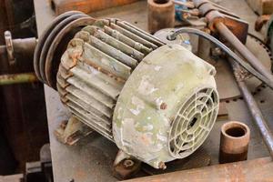 oxidado antiguo motor foto