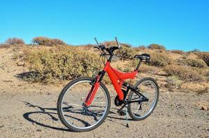 rojo montaña bicicleta foto