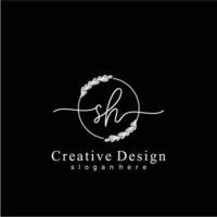inicial sh belleza monograma y elegante logo diseño, escritura logo de inicial firma, boda, moda, floral y botánico logo concepto diseño. vector