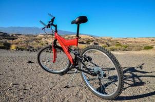 rojo montaña bicicleta foto