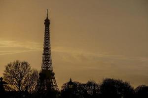 La torre Eiffel en París, Francia foto