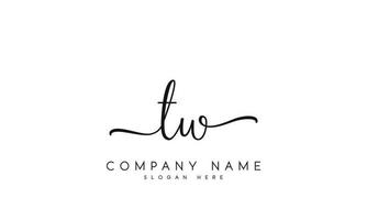 Handwriting signature style letter tw ylogo design in white background. pro vector. vector